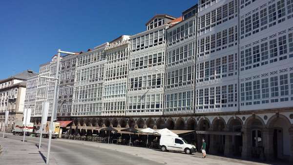 Engel & Völkers señala que el precio medio de la vivienda en el casco histórico de A Coruña supera ya los 3.000 €/m2