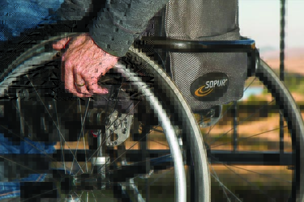 La Generalitat de Catalunya presupuesta 1,6 millones de euros para la reforma de viviendas de mayores de 65 años