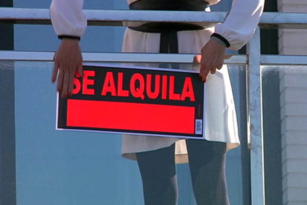 Galicia inicia el 2021 con un leve abaratamiento en los precios de la vivienda en alquiler