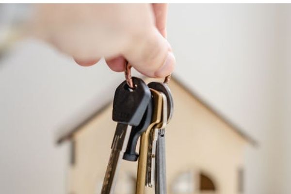 La compraventa de vivienda en Galicia aumenta cinco puntos más que la media nacional en noviembre según el INE