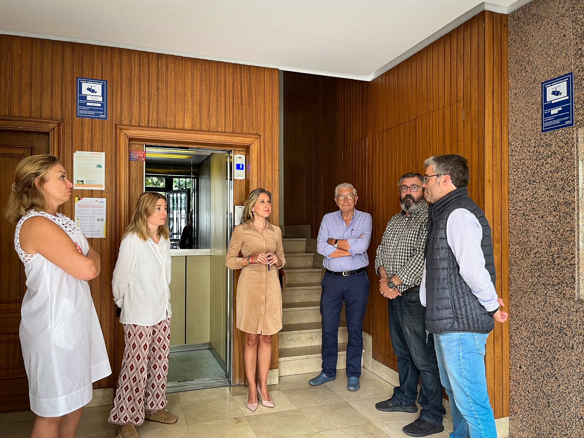Martina Aneiros recuerda que hasta el 17 de julio pueden solicitarse las ayudas para mejorar la accesibilidad en viviendas y edificios residenciales