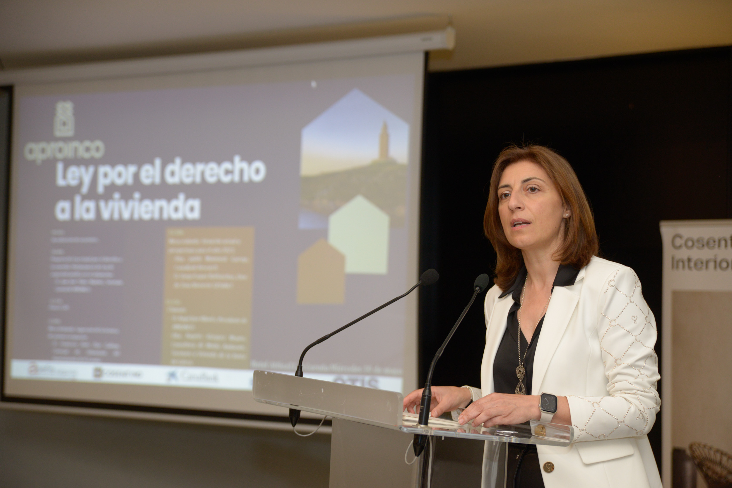 El Ejecutivo gallego y el sector inmobiliario analizan la nueva ley estatal por el derecho a la vivienda