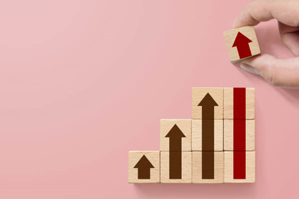 La compraventa de viviendas se dispara un 20% en septiembre y modera su caída anual hasta el 1,1%