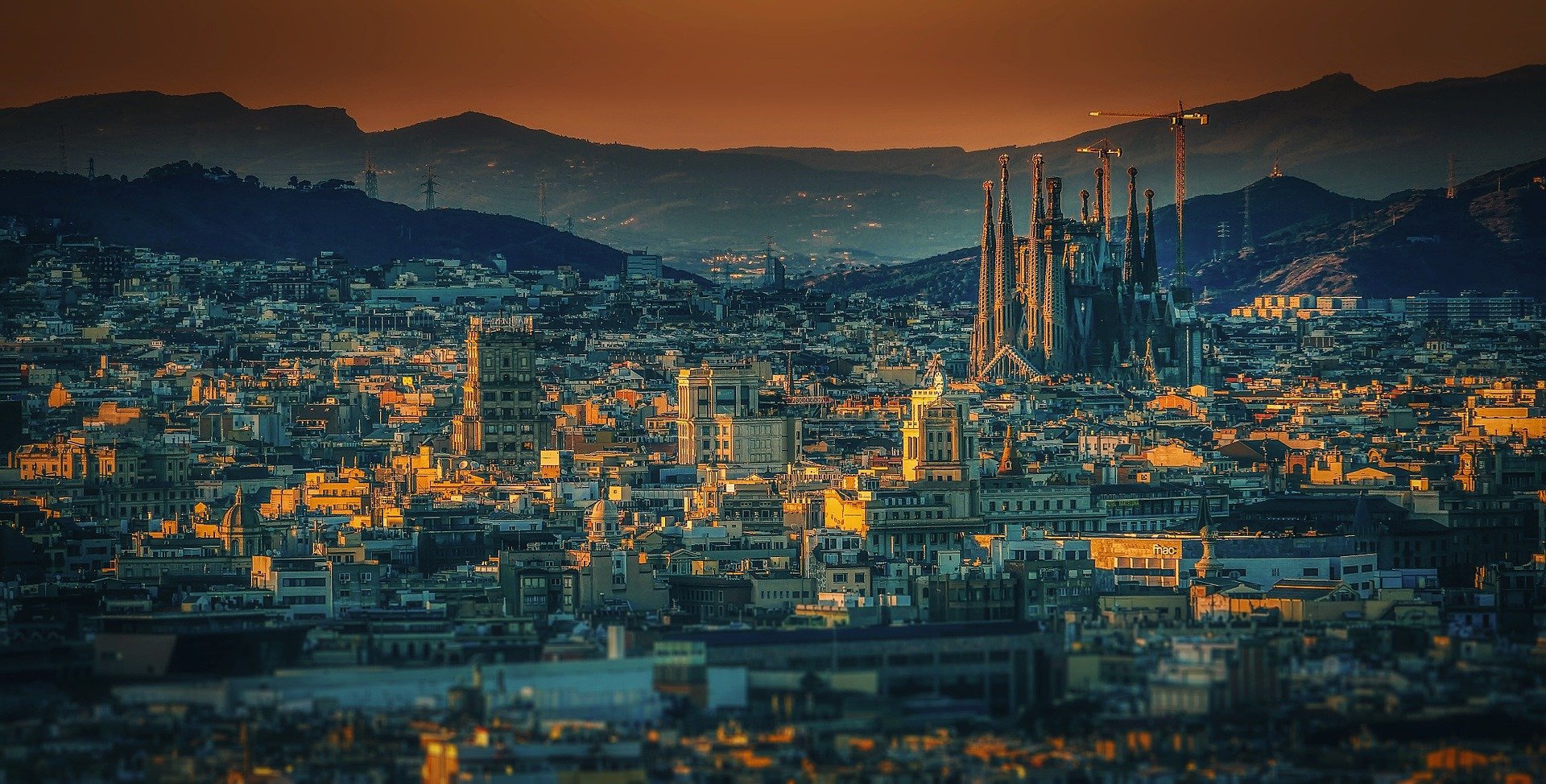 La transformación de la antigua fábrica de Mercedes en Barcelona tiene prevista la construcción de 1300 viviendas