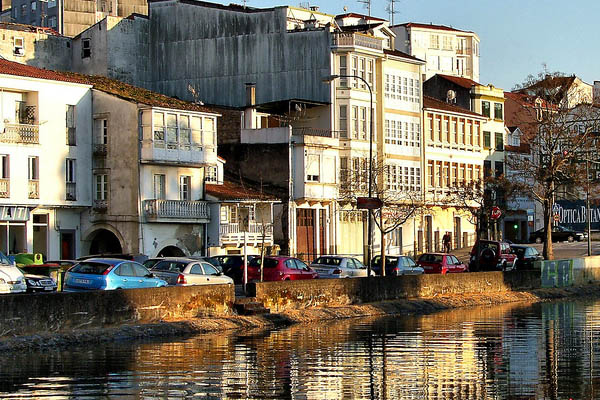 A Xunta adxudica as obras de rehabilitación de catro inmobles do casco vello de Betanzos por importe de máis de 828.000 euros