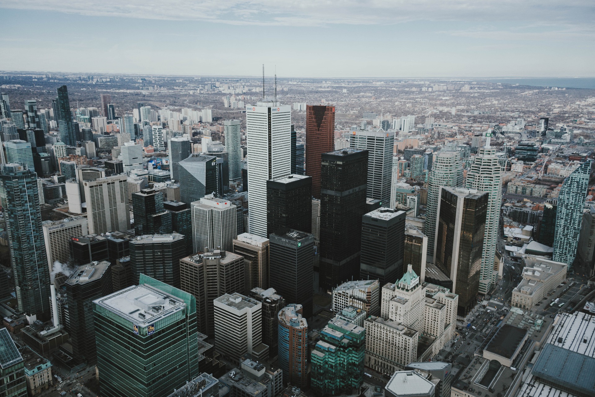 Canadá prohíbe comprar vivienda a extranjeros como medida de control de precios