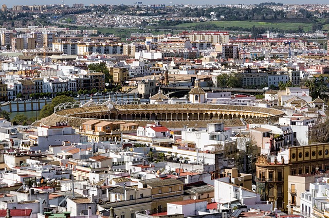 El mercado de la vivienda se enfría en julio: la venta de viviendas cae un 18% mientras los precios de la vivienda caen un 4,5% de media en España