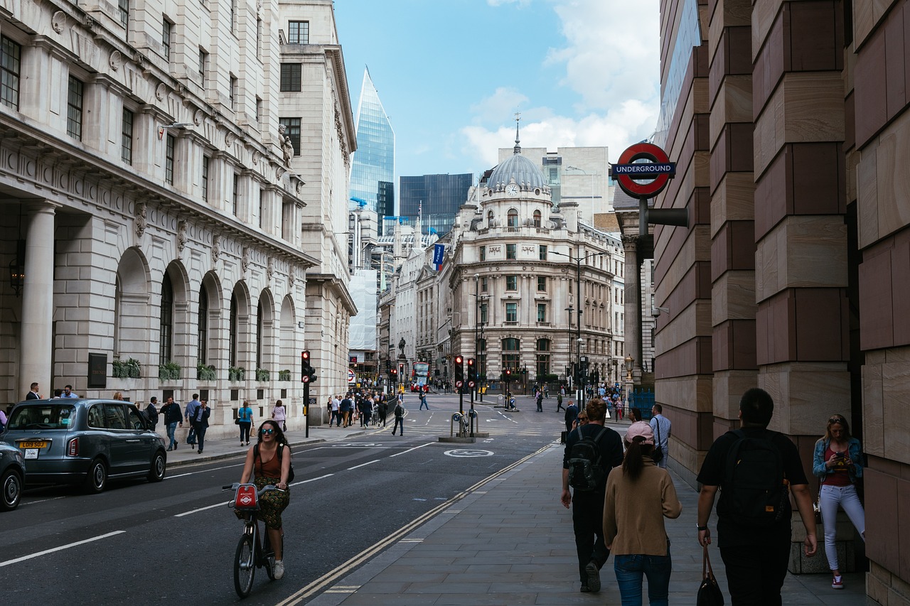 Concellos británicos esixen o fin do ‘Right to Buy’ e 644 millóns de libras para reactivar a vivenda social