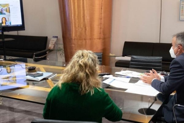 La Xunta urge un cambio de criterio por parte del Gobierno central para evitar la desprotección de las familias que viven de alquiler en edificios de la Sareb