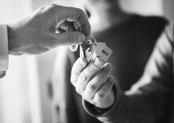 Los extranjeros pagaron en promedio 2.175 €/m2 por la compra de vivienda, según el Consejo del Notariado
