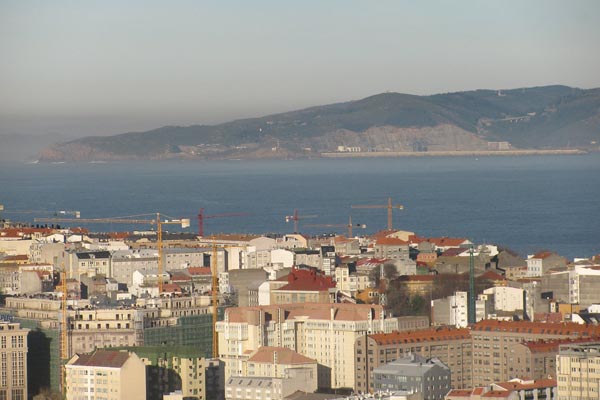 Medio Ambiente y Ayuntamiento trabajarán de la mano para declarar el área Rexurbe de Ferrol Vello que permita avanzar en la completa regeneración de este entorno