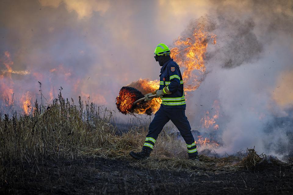 Os afectados polos incendios recibirán axudas de ata 122.000€  para a rehabilitación das vivendas