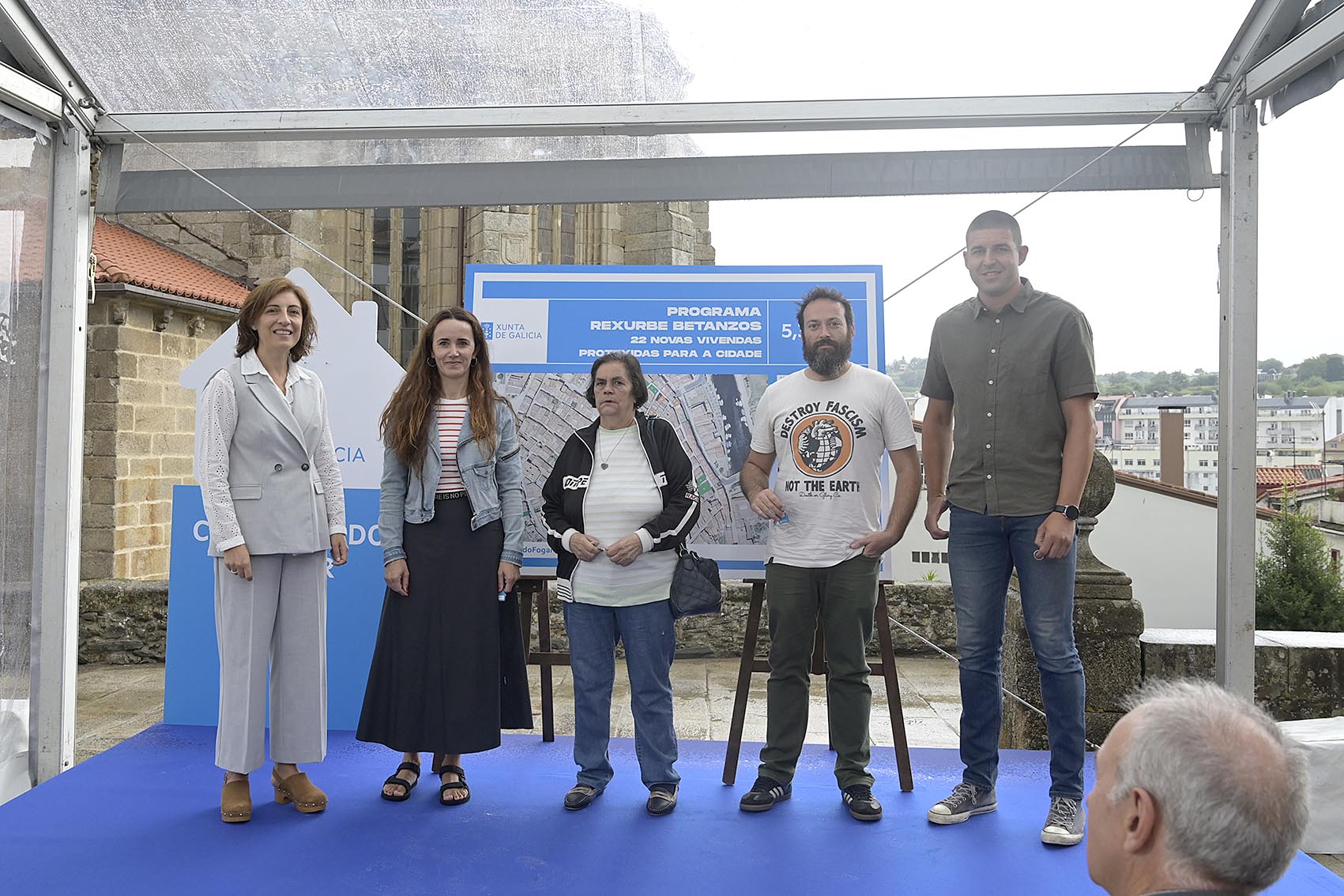 La Xunta entrega en Betanzos cuatro viviendas protegidas rehabilitadas a través del programa Rexurbe, las primeras en la provincia de A Coruña