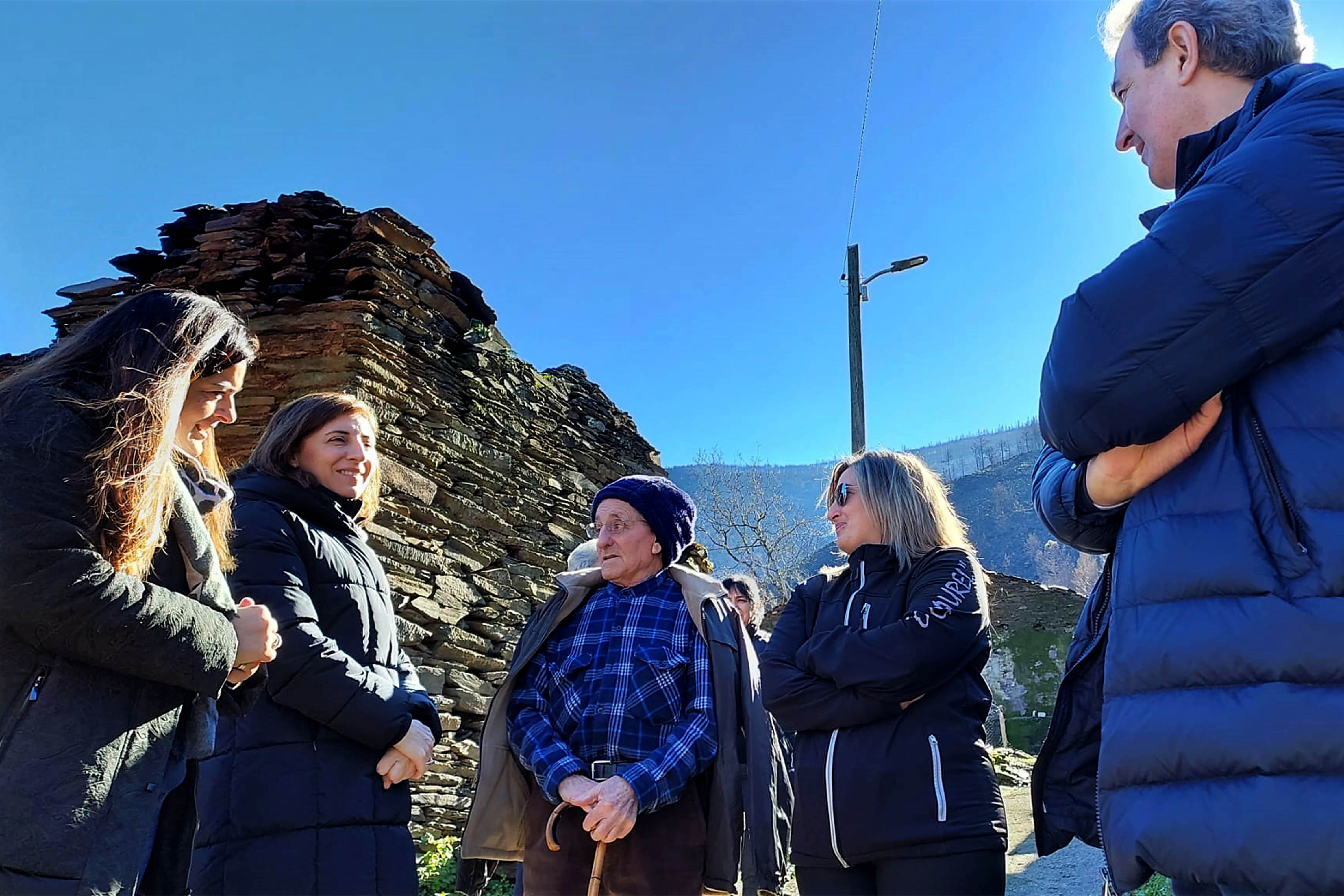 Todos los propietarios de viviendas afectadas por los fuegos de julio en la provincia de Lugo ya recibieron las ayudas de la Xunta para la reconstrucción
