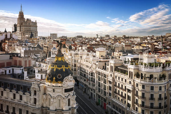 O estado de alarma provoca que centos de pisos turísticos pasen ao alquiler tradicional en Madrid