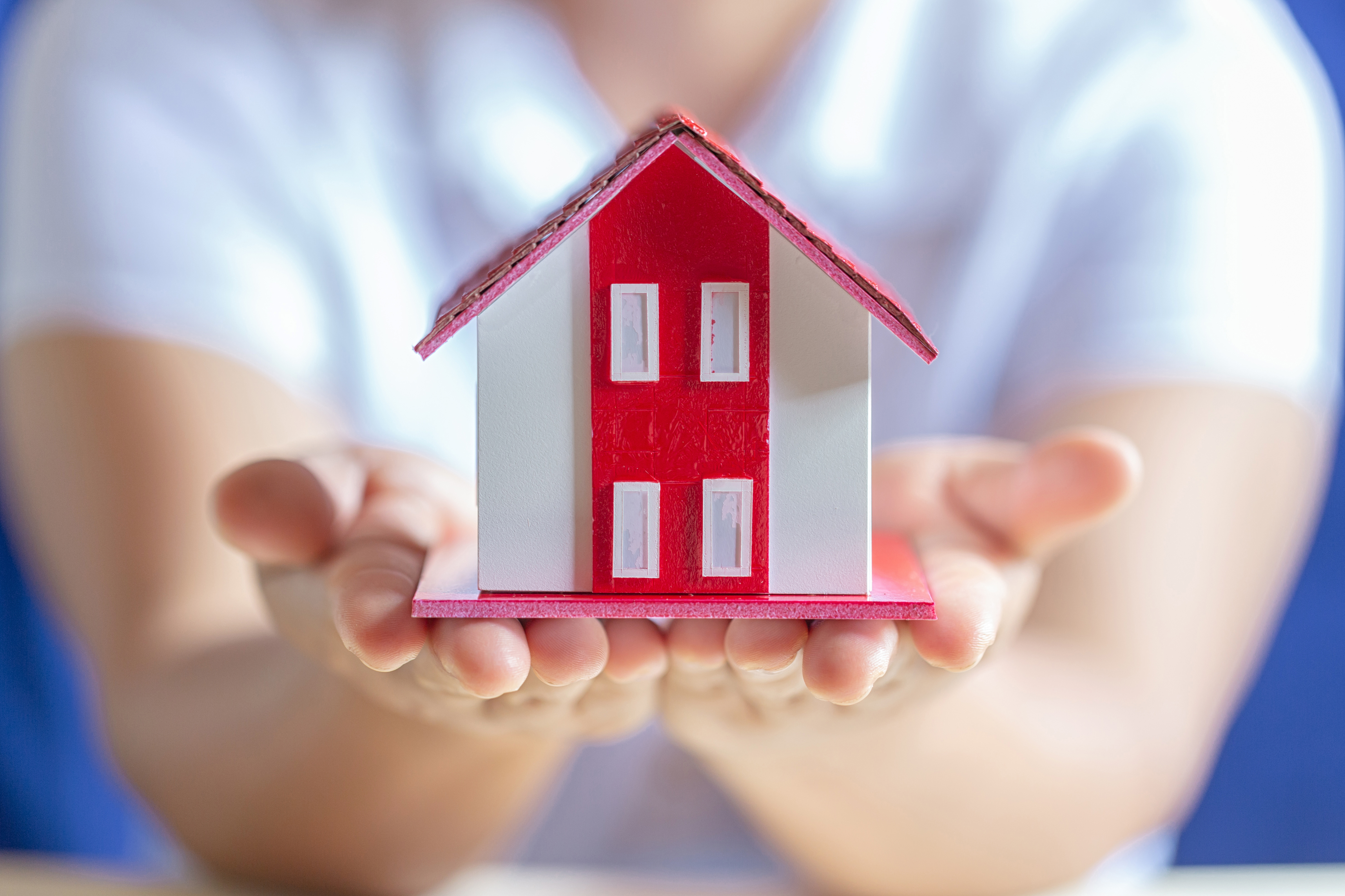 Los agentes inmobiliarios critican la falta de un registro de la profesión en la ley de vivienda