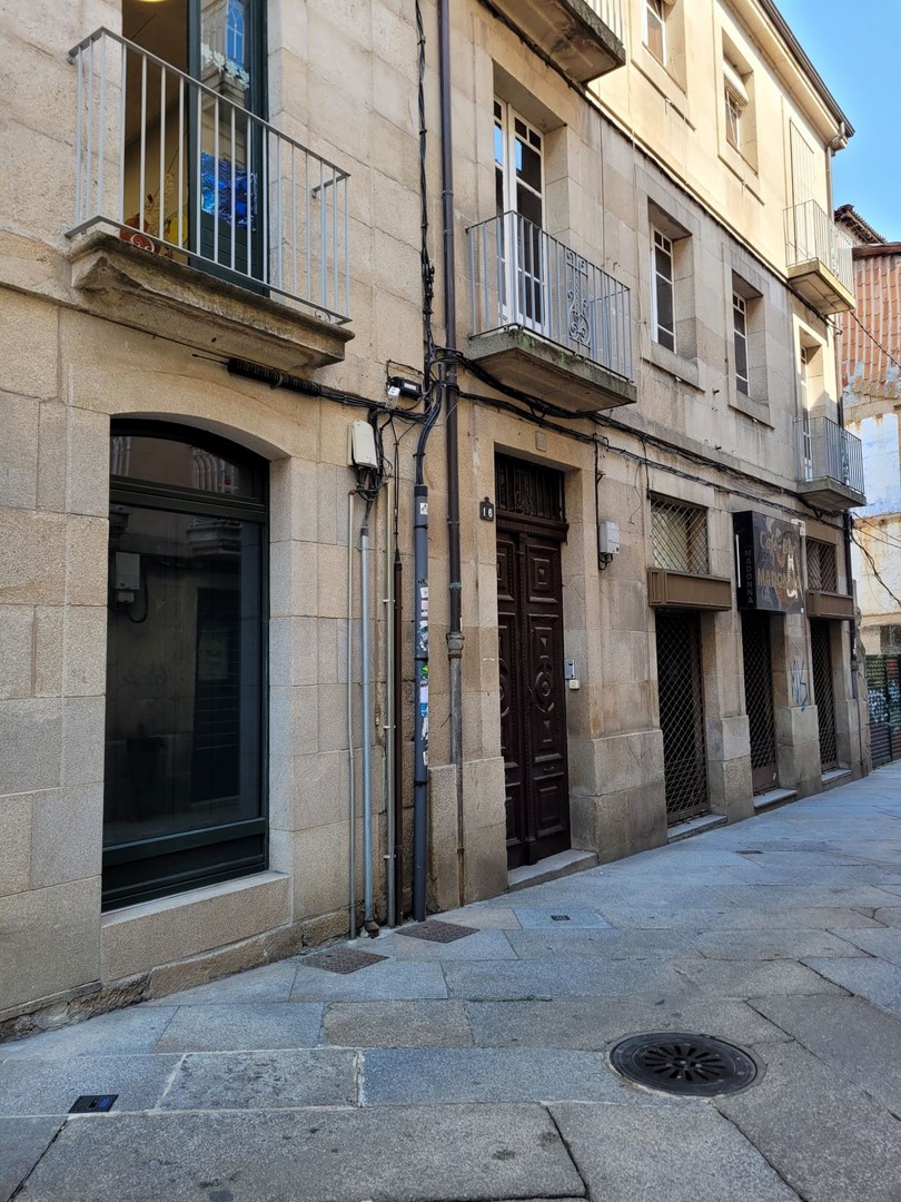 Licitada  por más de 530.000 € la redacción de los proyectos y la dirección de obra para la construcción de 66 viviendas de promoción pública en Ourense