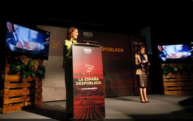 En el 2024 la Xunta destinará 4 millones de euros para facilitar el acceso a la vivienda y promover el asentamiento de población en ayuntamientos rurales de Galicia