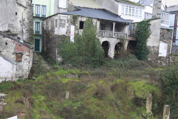 A  Xunta rehabilitará o Pazo de Dona Urraca, no barrio lucense da Tinería para instalar nel a oficina de turismo e o Centro de Interpretación do Camiño de Santiago