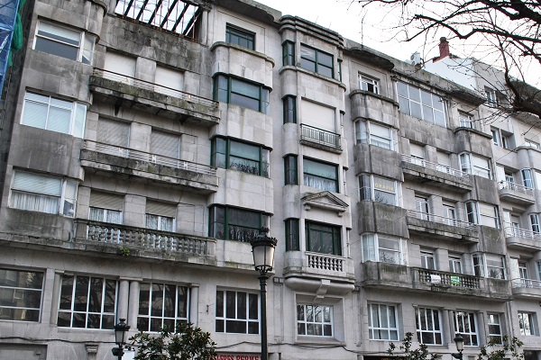 En Galicia a compra de vivendas descende aínda que por debaixo da media nacional