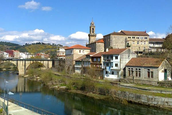 O Instituto Galego de Vivenda e Solo analizará a proposta do Concello de Ribadavia para a delimitación da Área Rexurbe 