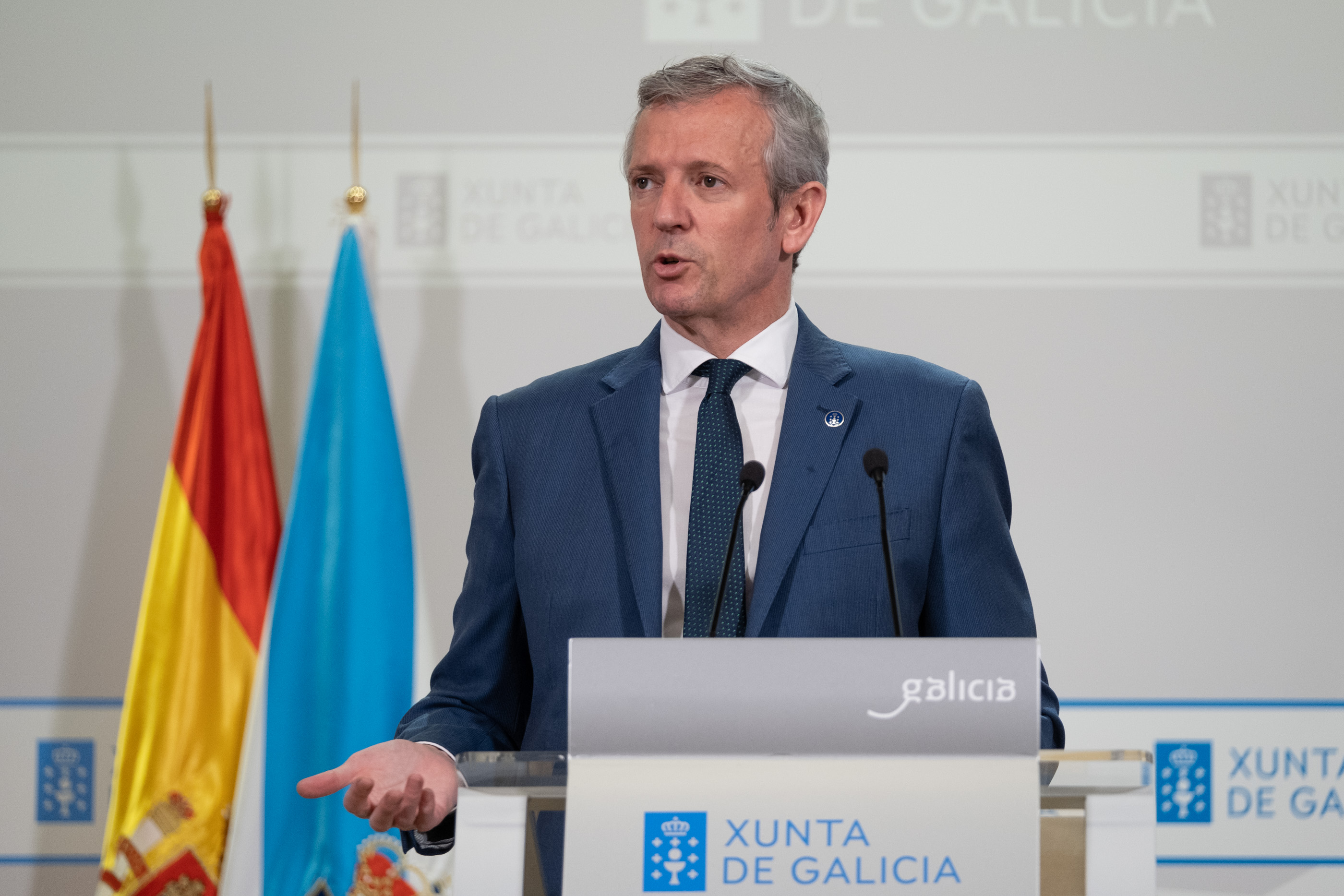 Rueda anuncia que la Xunta impulsa una reforma normativa para facilitar el cambio de uso de bajos comerciales a viviendas