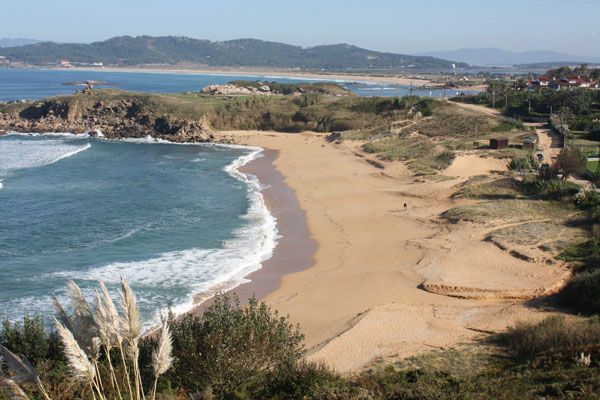 Pontevedra y Sanxenxo acaparan el 70% de las viviendas vendidas en la comarca en la última década