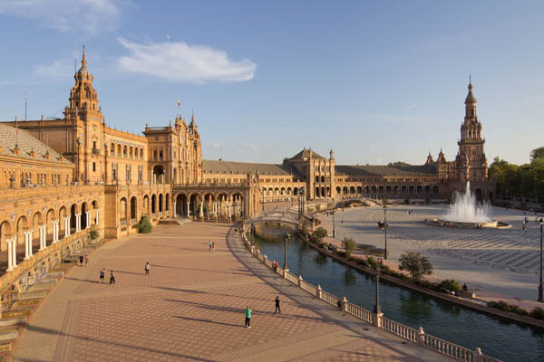  O Ayuntamiento de Sevilla sortea 12 vivendas en réxime de alugueiro para personas afectadas pola crise da COVID-19
