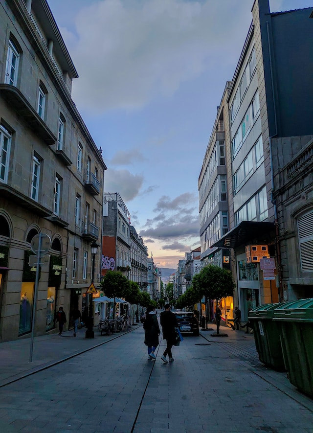 Aprobadas las ayudas de 6,4 millones de euros para la mejora de la eficiencia energética de las viviendas en ARIs en Vigo