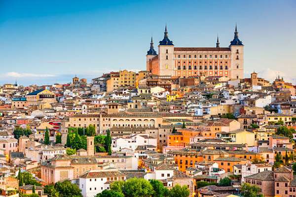 Castilla-La Mancha, Asturias y Aragón fueron las comunidades donde más aumentó el número de compraventas registradas en abril