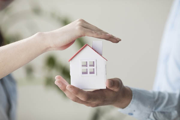 Optimismo do sector inmobiliario tras o verán en España polo aumento das compravendas