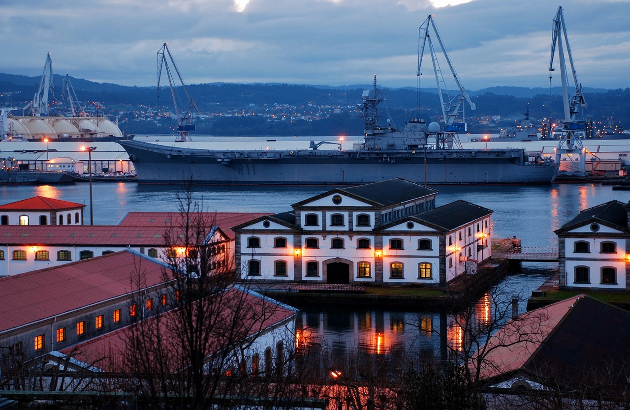 Ferrol se sitúa como la urbe costera más asequible para comprar o alquilar una vivienda